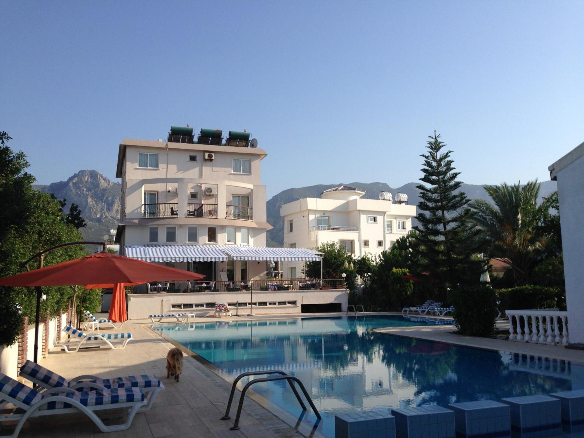 The Prince Inn Hotel & Villas Agios Georgios  Exterior foto