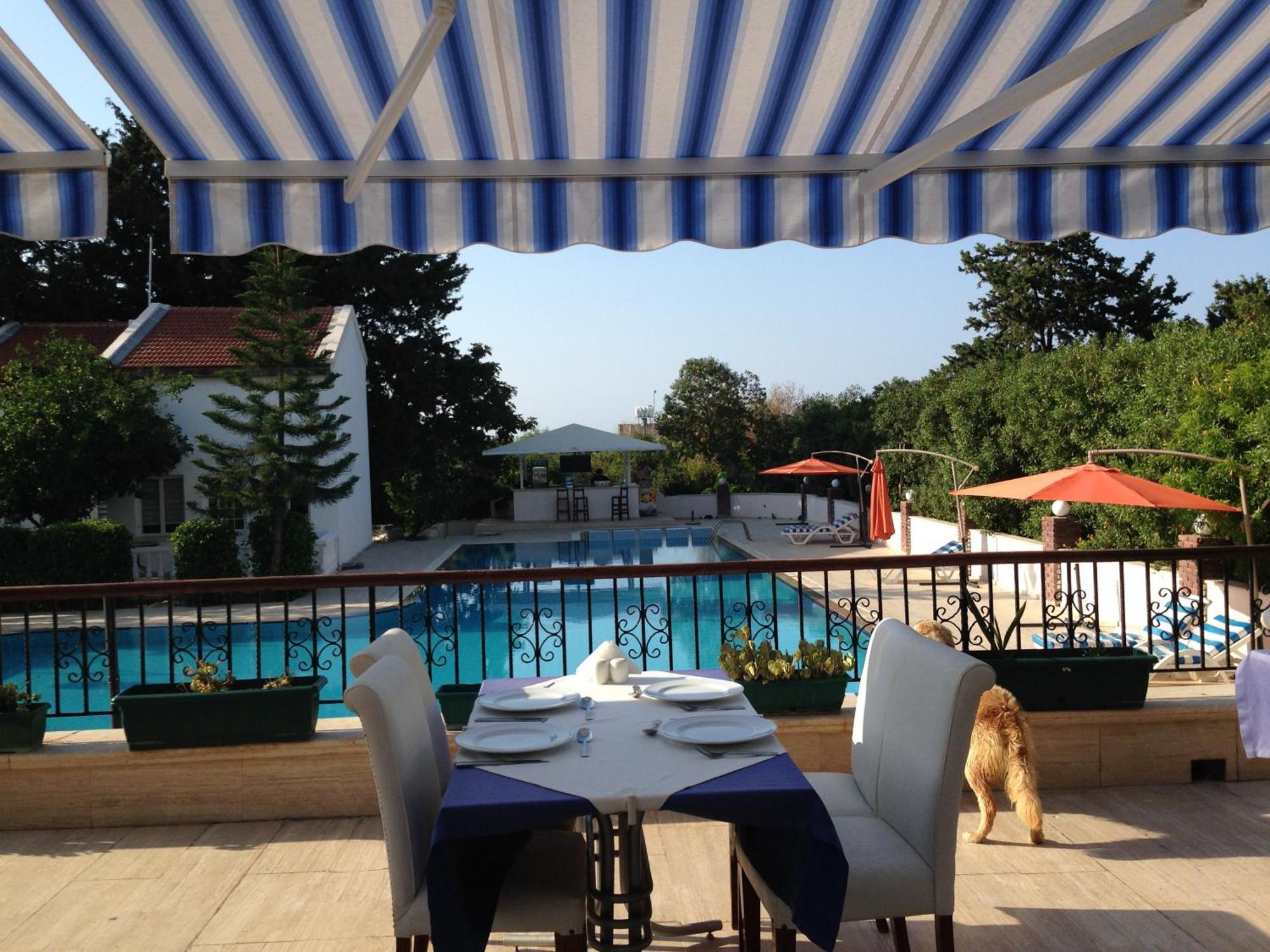 The Prince Inn Hotel & Villas Agios Georgios  Exterior foto