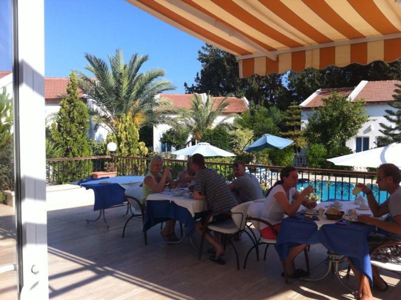 The Prince Inn Hotel & Villas Agios Georgios  Exterior foto